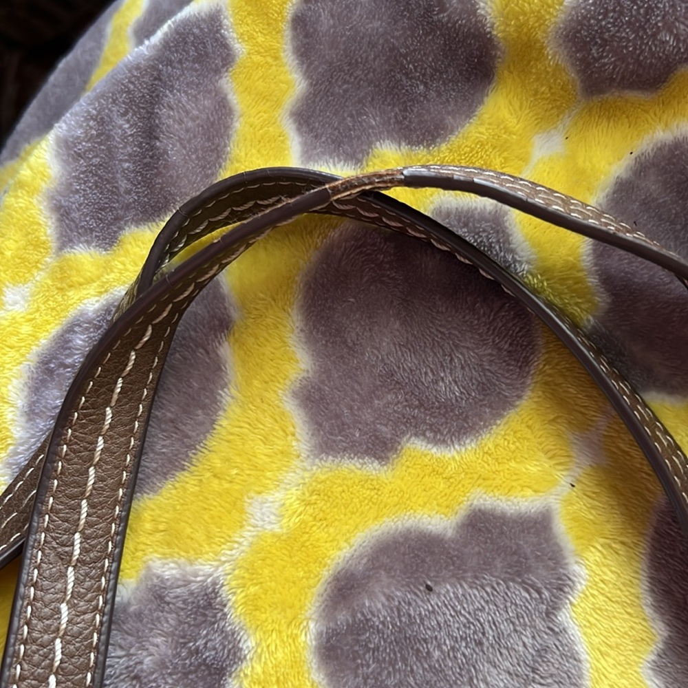 Handbag - Picture 7 of 8
